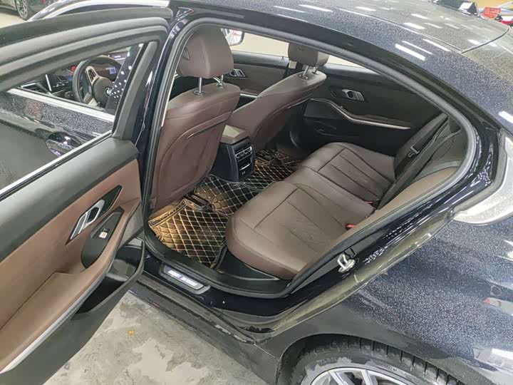 Фото 7 - BMW 3 Series