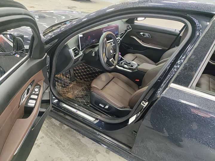 Фото 8 - BMW 3 Series