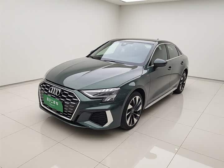 Фото 2 - Audi A3