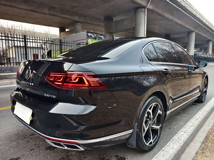 Фото 6 - Volkswagen Magotan