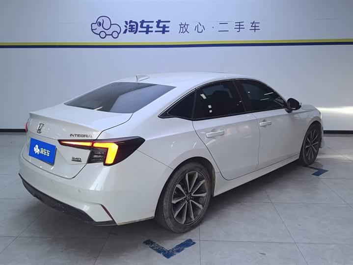 Фото 3 - Honda Integra