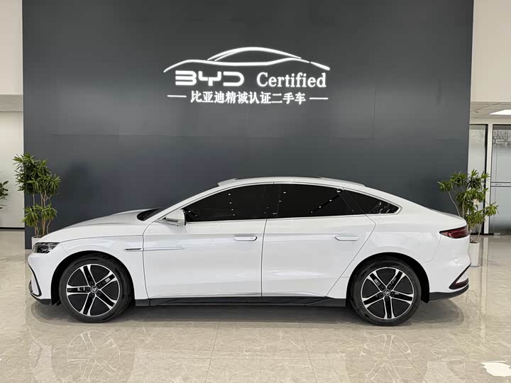 Фото 2 - BYD Han