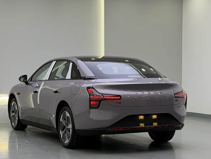 Фото 6 - XPeng Mona M03