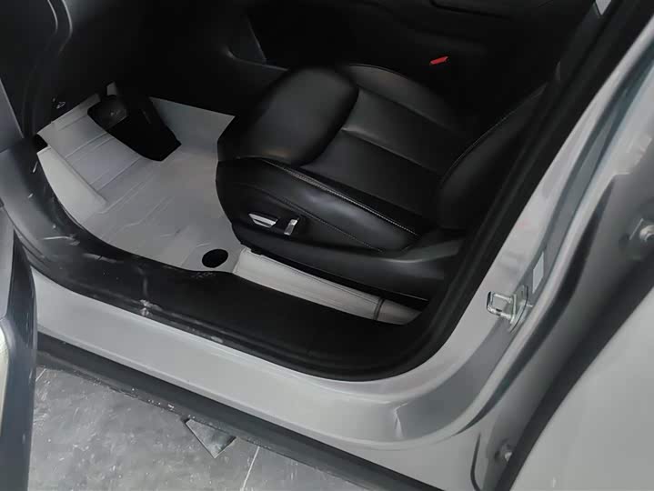 Фото 9 - XPeng G6