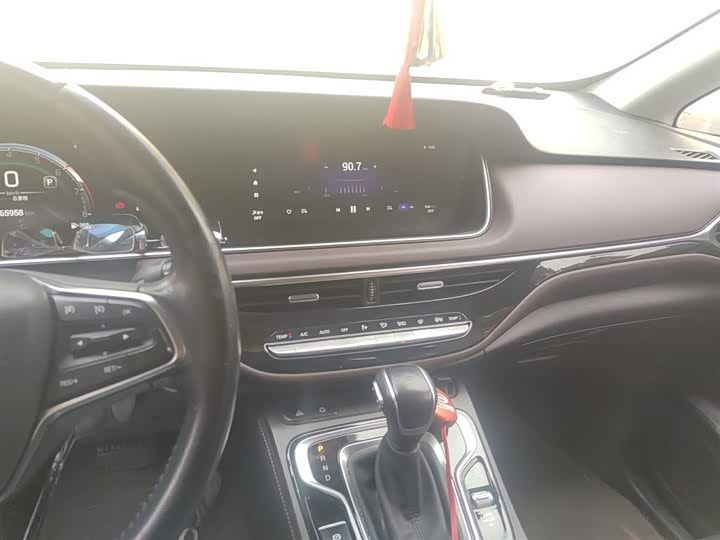 Фото 6 - GAC Trumpchi M6