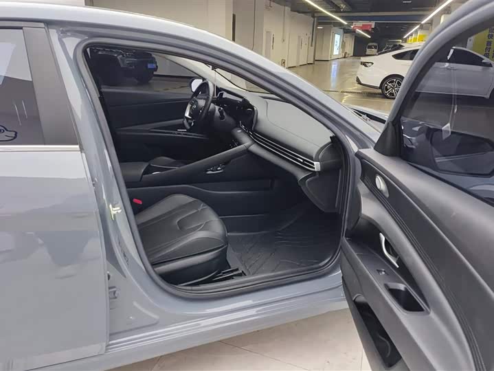 Фото 8 - Hyundai Elantra N line