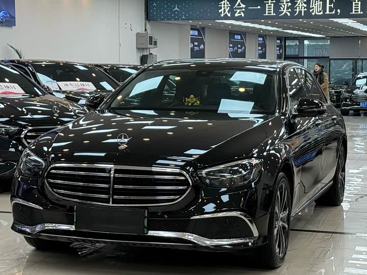 Фото 1 - Mercedes-Benz E-Class Hybrid