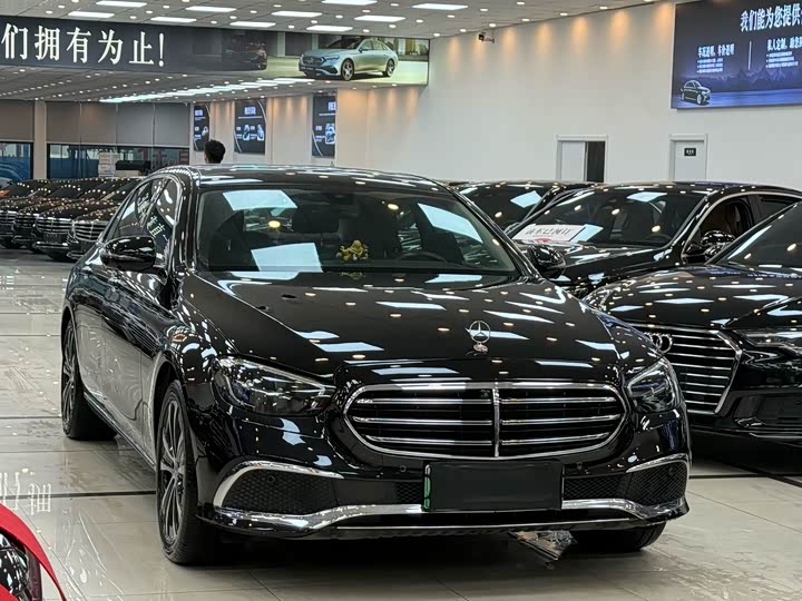 Фото 3 - Mercedes-Benz E-Class Hybrid