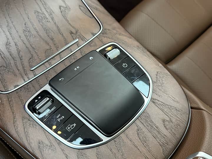 Фото 7 - Mercedes-Benz E-Class Hybrid