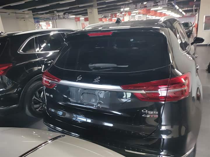 Фото 6 - Hongqi HS5