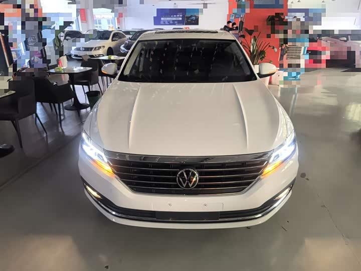 Фото 3 - Volkswagen Lavida