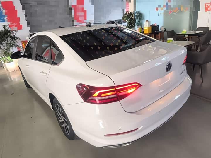 Фото 5 - Volkswagen Lavida