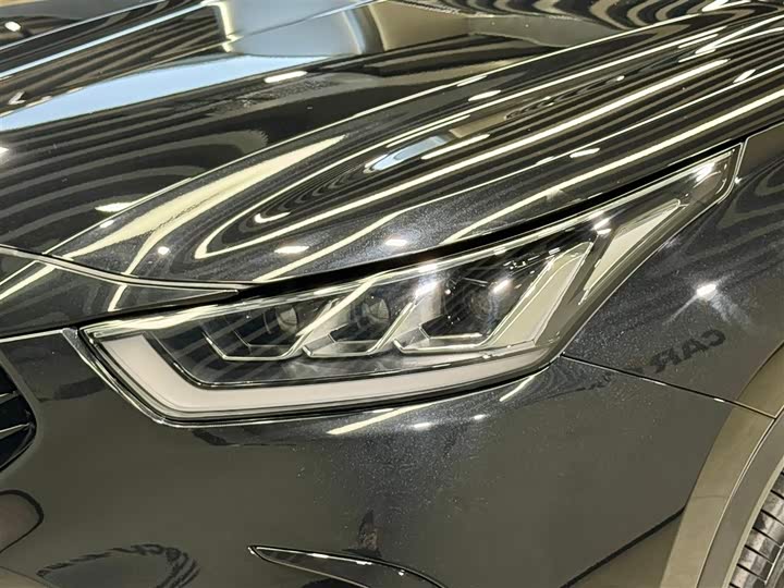 Фото 7 - Toyota Crown Kluger