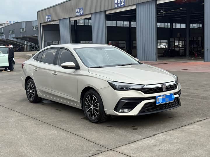 Фото 3 - Roewe i5