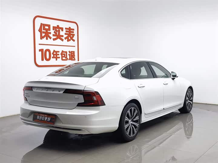 Фото 2 - Volvo S90 Hybrid