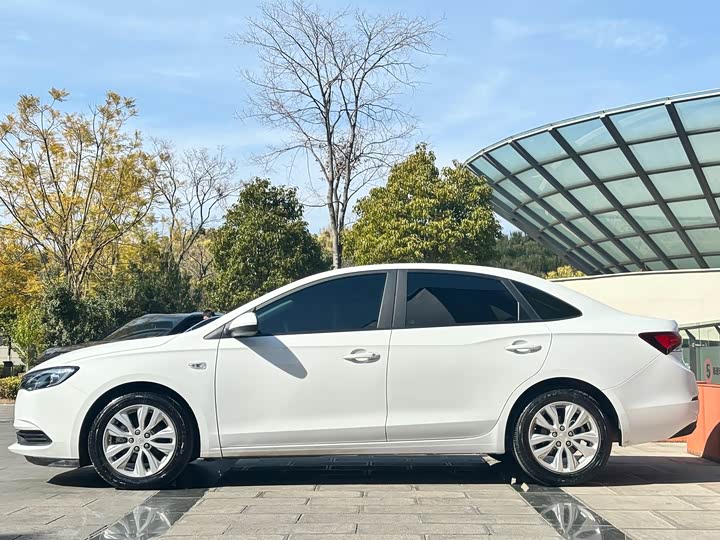 Фото 8 - Buick Excelle GT