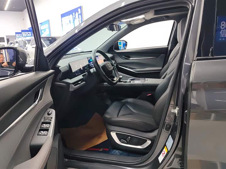 Фото 9 - Changan CS75 Plus