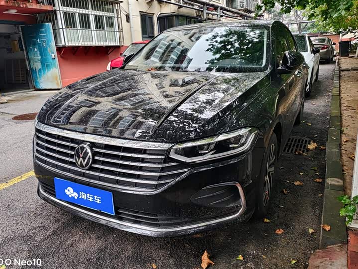 Фото 1 - Volkswagen Lavida