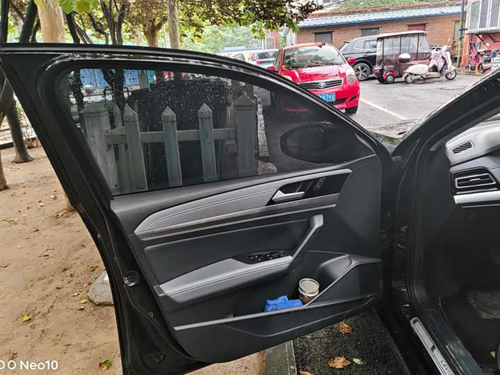 Фото 7 - Volkswagen Lavida