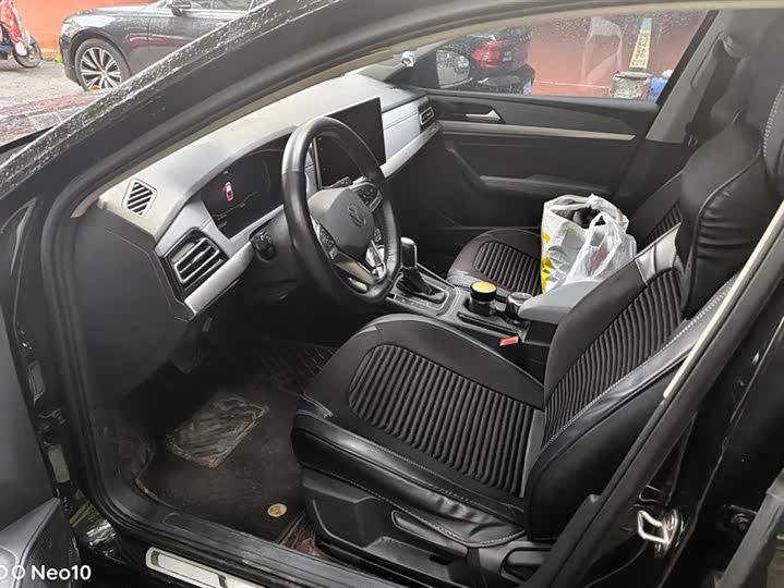 Фото 9 - Volkswagen Lavida