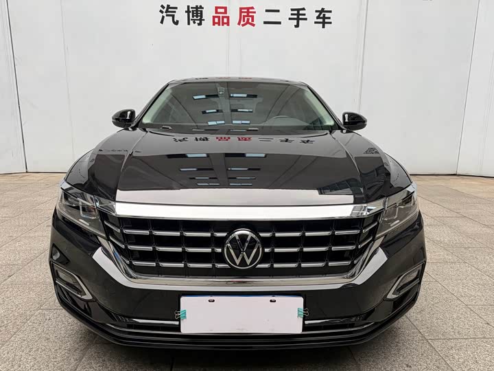 Фото 2 - Volkswagen Passat