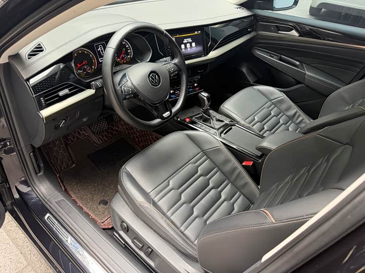 Фото 6 - Volkswagen Passat