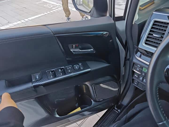 Фото 7 - Honda Elysion