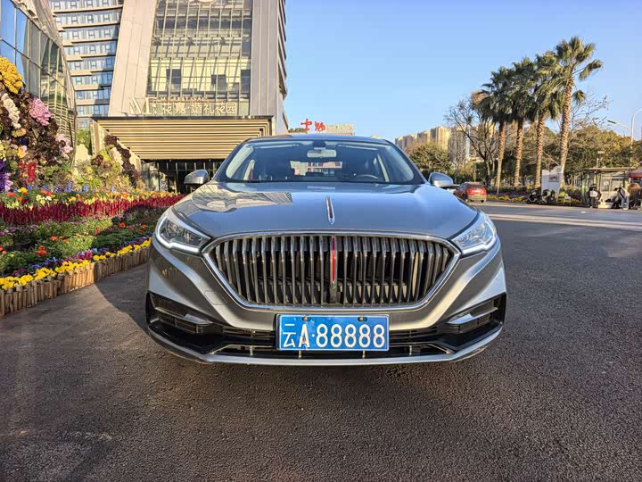 Фото 2 - Hongqi H5