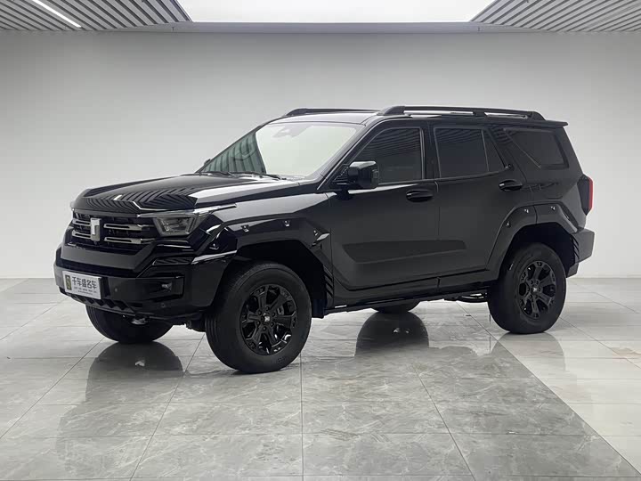 Фото 1 - Tank 400 Hybrid