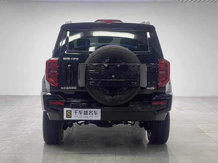 Фото 5 - Tank 400 Hybrid