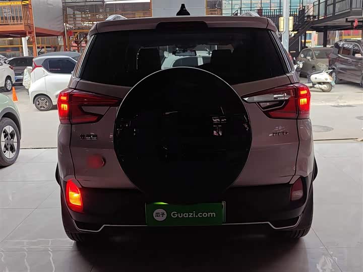 Фото 6 - BYD Yuan Pro