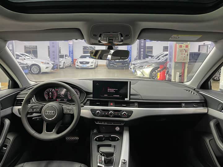 Фото 5 - Audi A4L