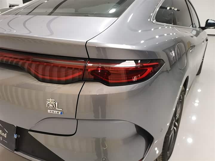 Фото 8 - BYD Qin L