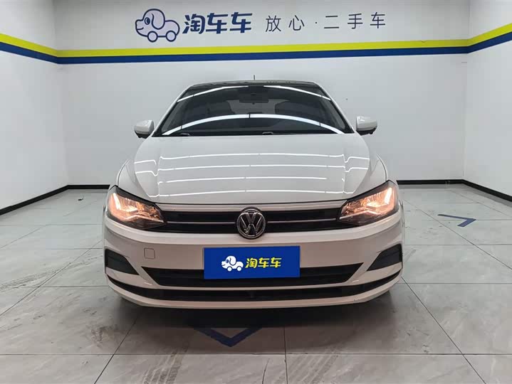 Фото 2 - Volkswagen Polo