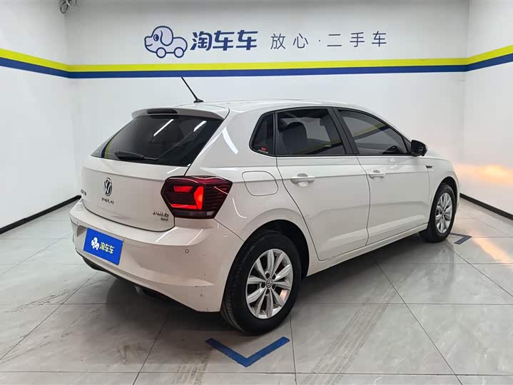 Фото 3 - Volkswagen Polo