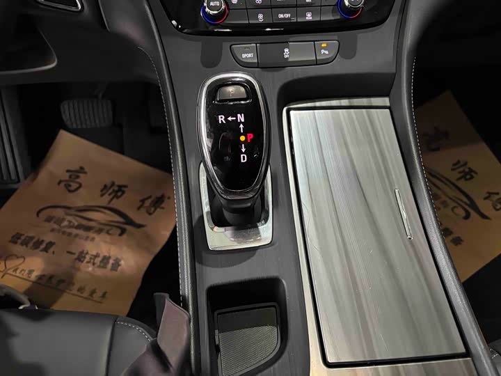 Фото 9 - Buick LaCrosse