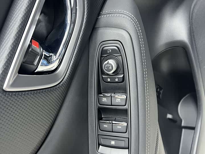 Фото 7 - Subaru Forester