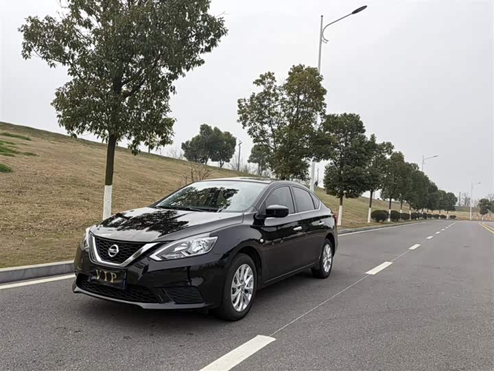 Фото 1 - Nissan Sylphy