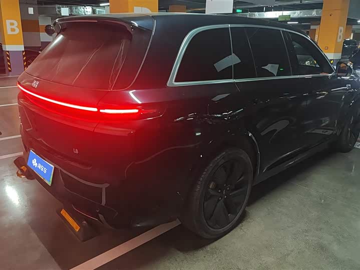 Фото 3 - LiXiang L8