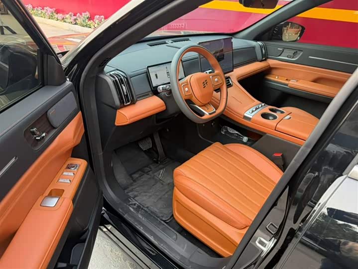 Фото 4 - Jetour X70L