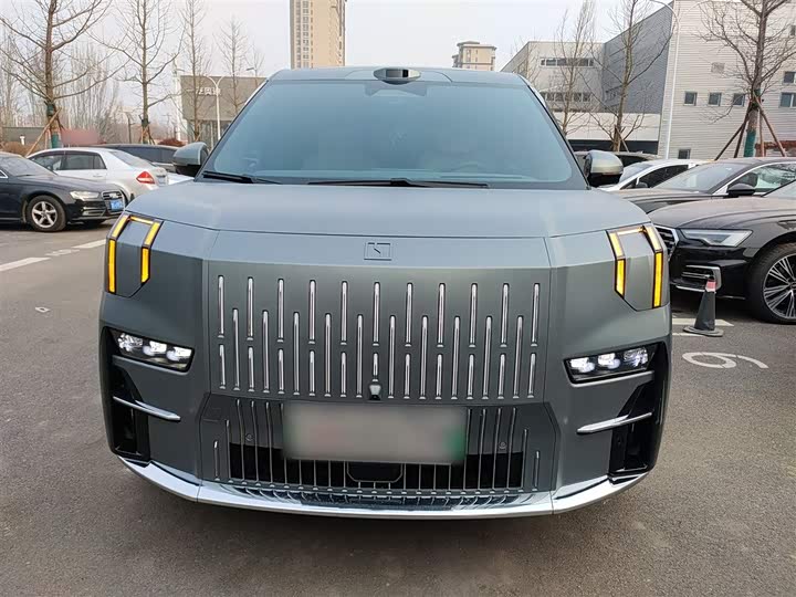 Фото 3 - Zeekr 009