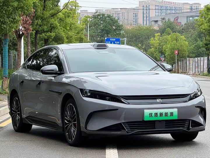 Фото 3 - BYD Han