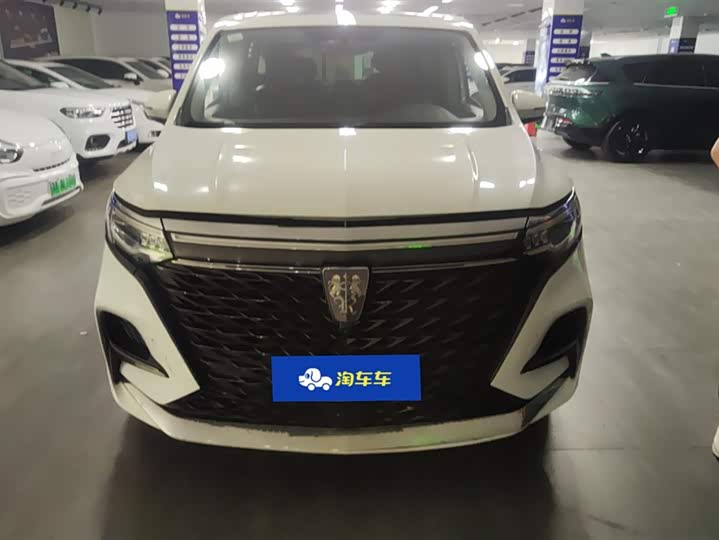 Фото 2 - Roewe iMax 8