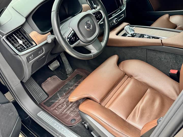 Фото 5 - Volvo S90