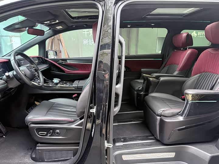 Фото 6 - GAC Trumpchi M8