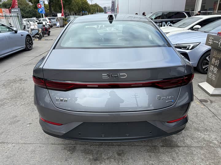 Фото 9 - BYD Qin Plus