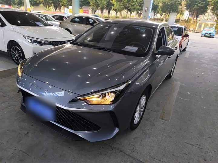 Фото 2 - Roewe i5