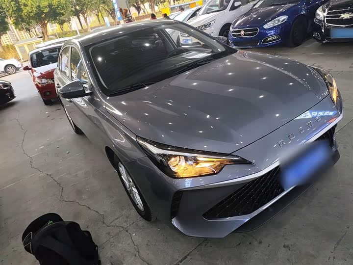 Фото 4 - Roewe i5