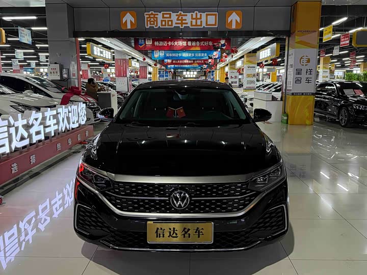 Фото 2 - Volkswagen Passat