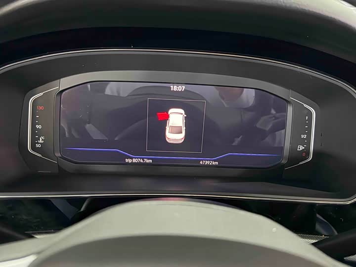 Фото 6 - Volkswagen Passat